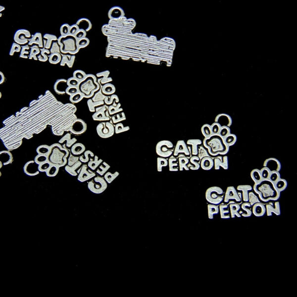 10 Pcs 18mm Tibetan Silver Cat Person Charms Beads Craft Pendants Jewellery P193